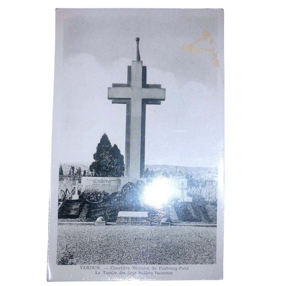 Vintage Verdun France Postcard Faubourg-Pave Tomb of 7 Unknown Soldiers Military